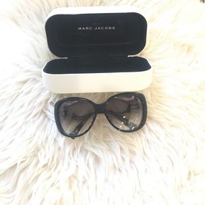 Marc Jacobs Black Oversized Sunglasses
